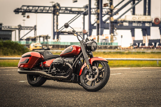 BMW R18 Roctane - The Ultimate Bagger Experience?