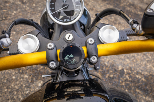 Ross from Biker Torque tests out the new Beeline Moto II