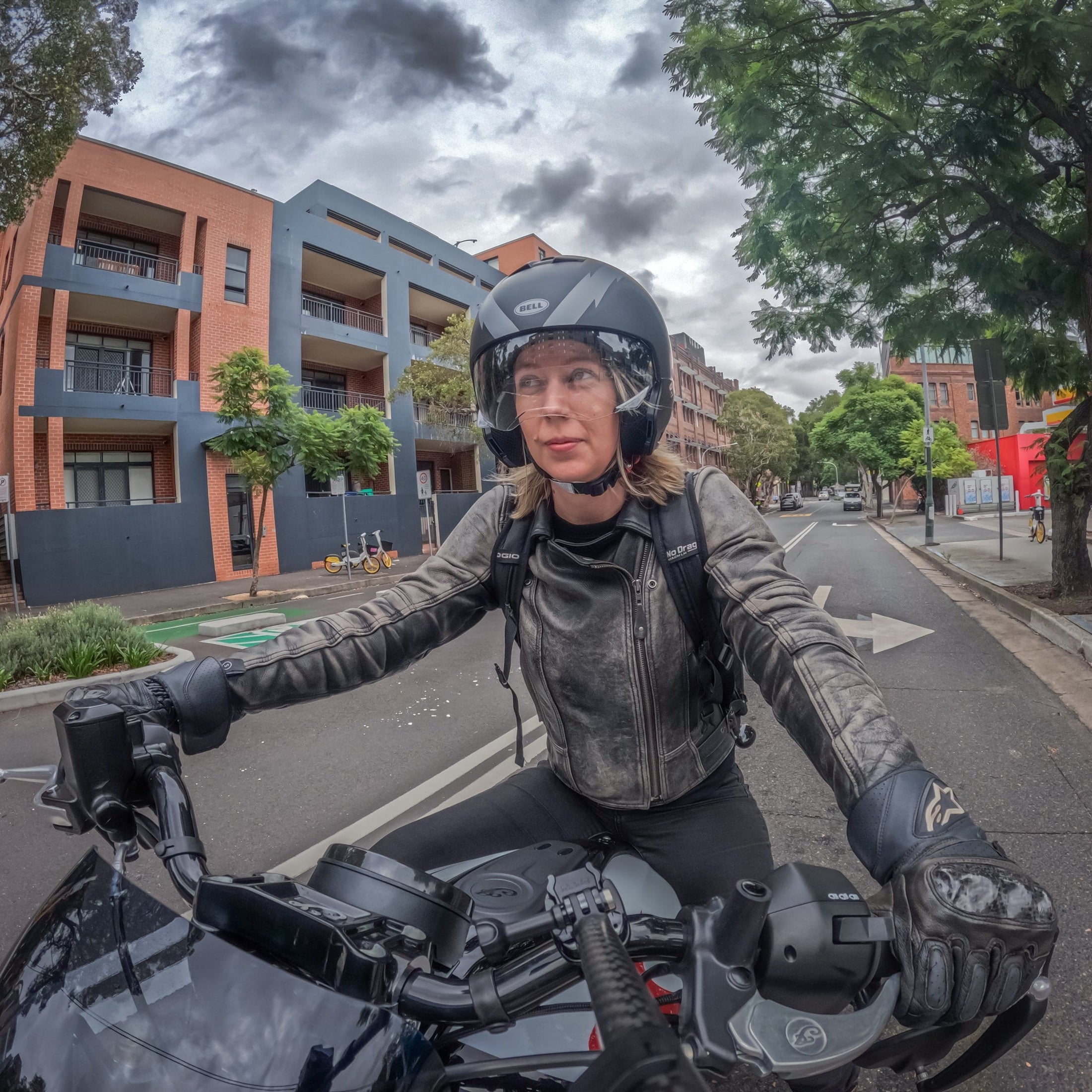 Bell Helmut Bell Broozer Arc Helmet - Matte Black / Grey