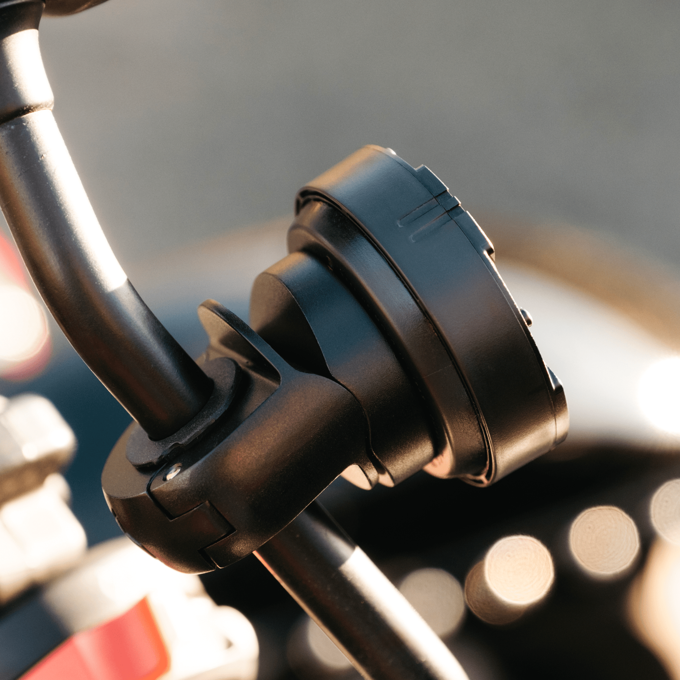 Biker Torque Beeline Mirror & Crossbar Mount for Beeline Moto II