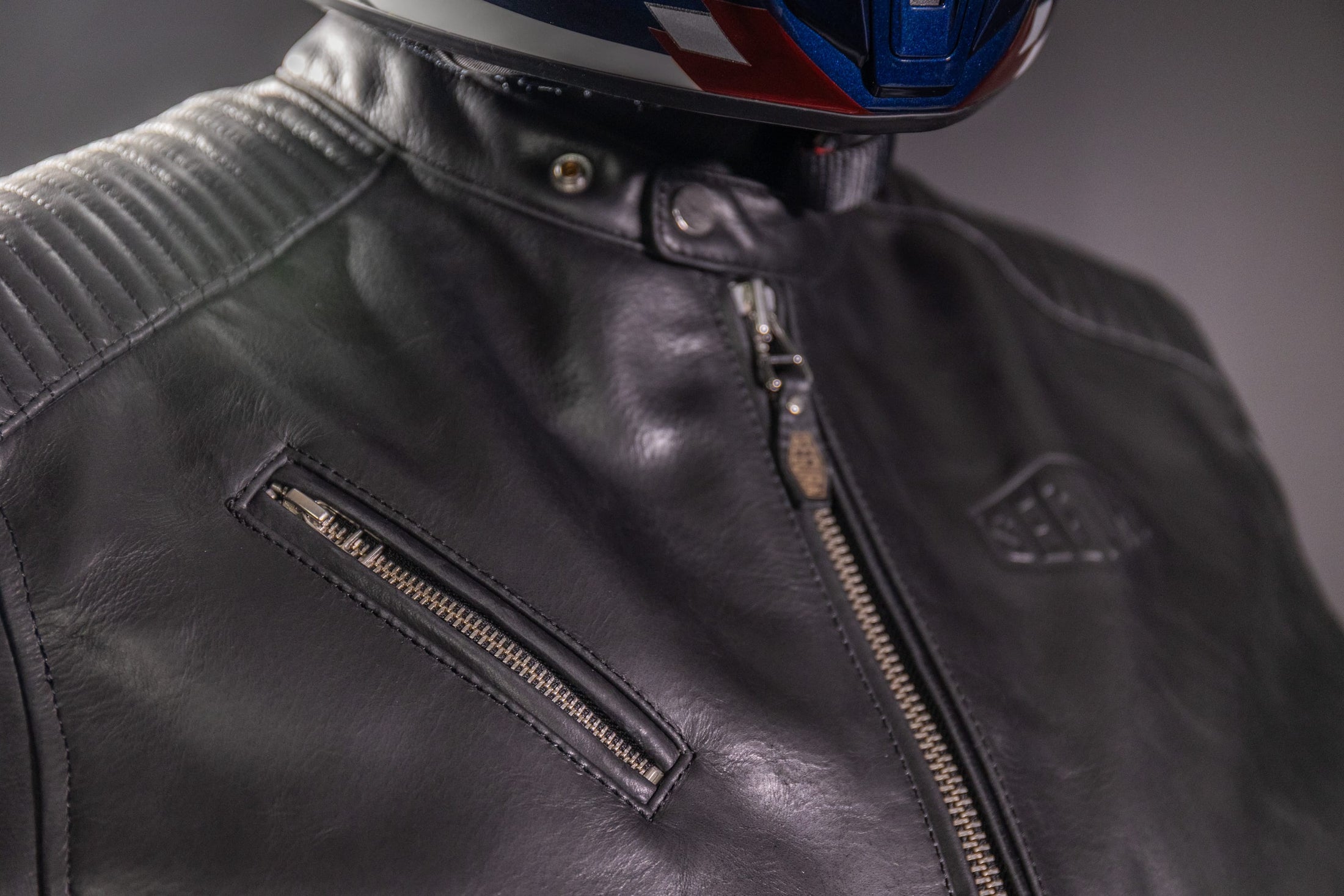 Biker Torque Segura Segura Romeo Mens Leather Motorcycle Jacket - Black / White