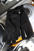 Load image into Gallery viewer, Helstons HELSTONS HELSTONS MORA SUMMER LEATHER MOTORCYCLE GLOVE - BLACK/WHITE/GREY
