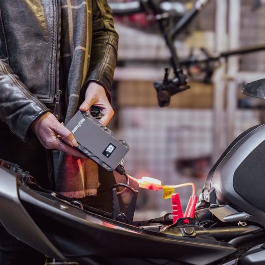 MotoPressor Electronics MotoPressor 500AMP Jump Starter